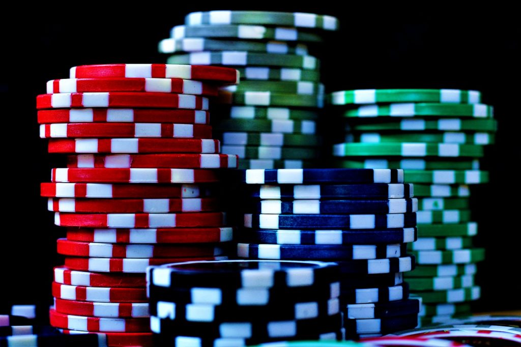 How to maximize your wins in online slot games?